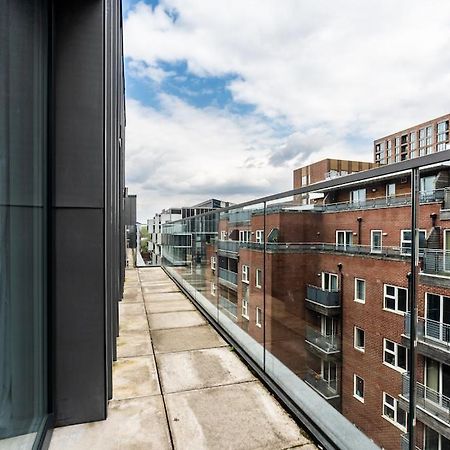 City Living Penthouse Apartment With Parking Manchester Eksteriør bilde