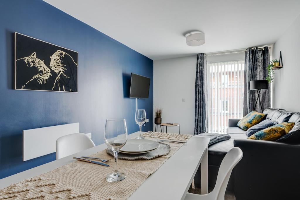 City Living Penthouse Apartment With Parking Manchester Eksteriør bilde