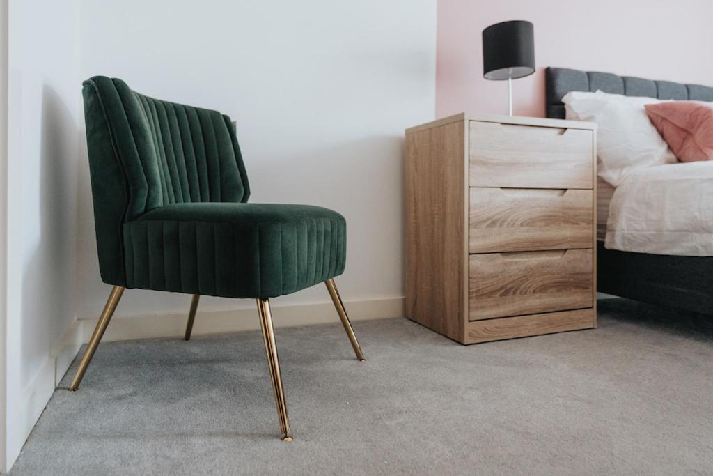 City Living Penthouse Apartment With Parking Manchester Eksteriør bilde